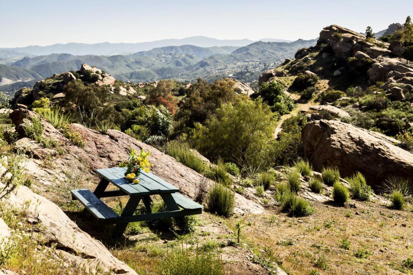 Retreat To The Rocks Historic Film And Music Getaway Holiday home *