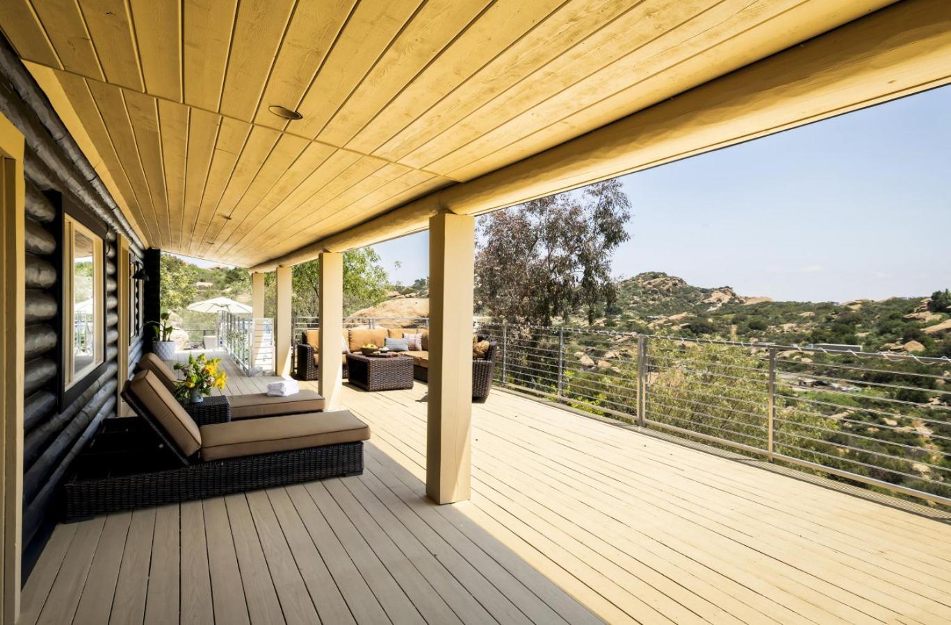 Holiday home Retreat To The Rocks Historic Film And Music Getaway
