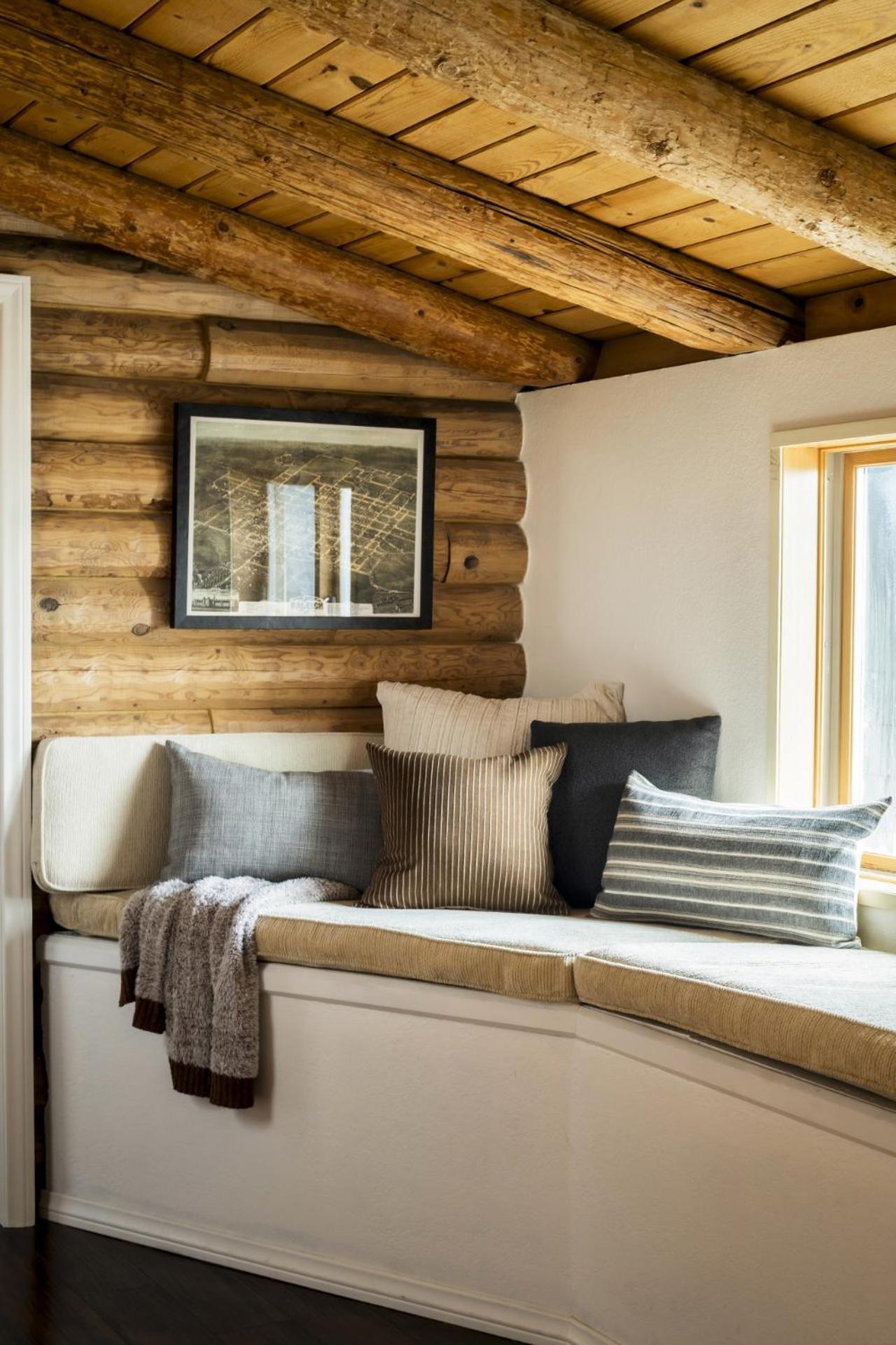 Retreat To The Rocks Historic Film And Music Getaway Holiday home Los Angeles